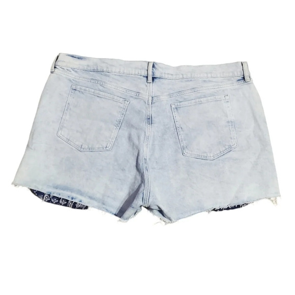 NWOT Old Navy Women's Acid Wash O. G. High Rise Denim Shorts Plus 24 - Picture 2 of 6